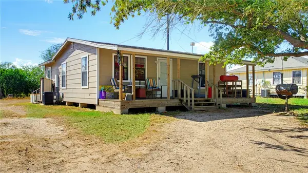 235 N County Road 1050, Kingsville, TX 78363