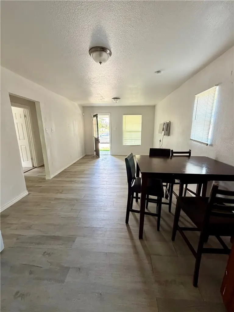 1220 Kansas St, Robstown, TX 78380 - #3