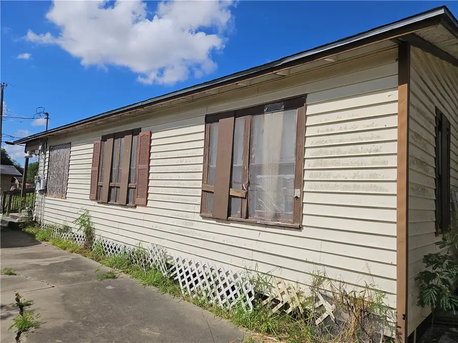 475 Cenizo Street, Robstown, TX 78380 - #3