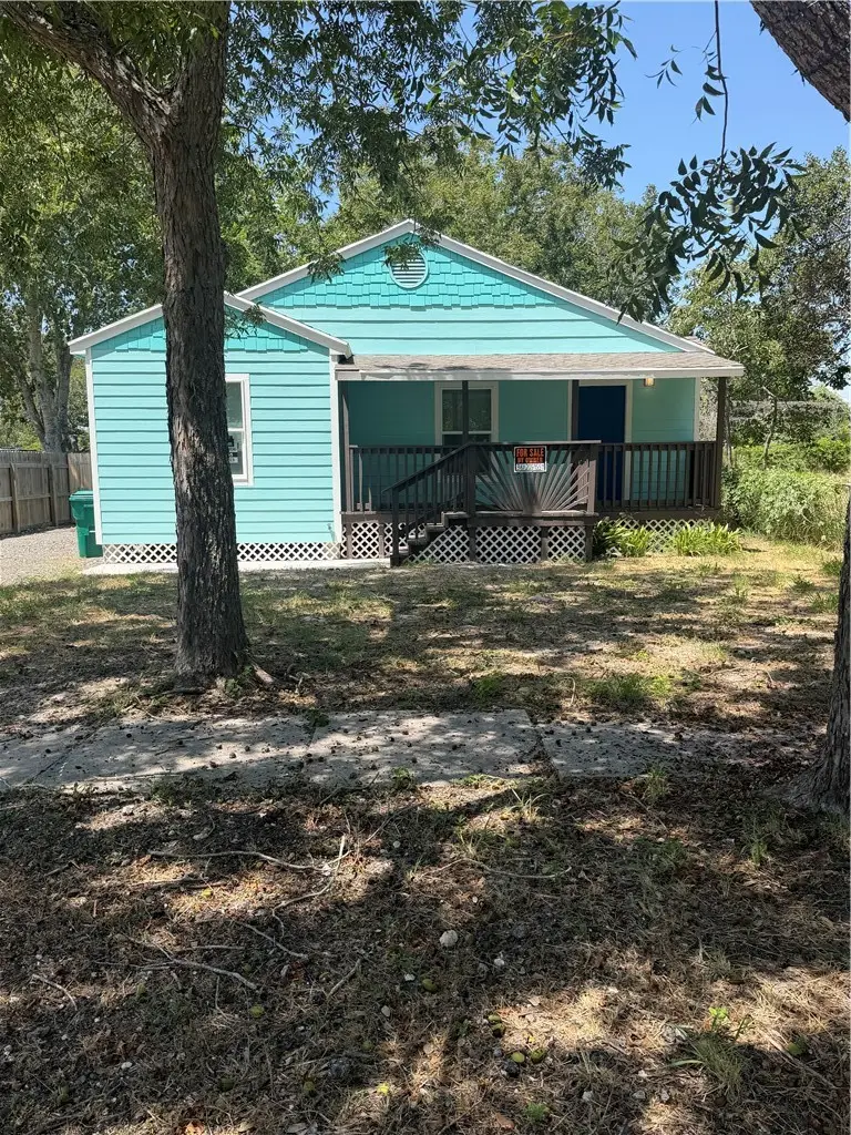 734 S Rife Street, Aransas Pass, TX 78336 - #2