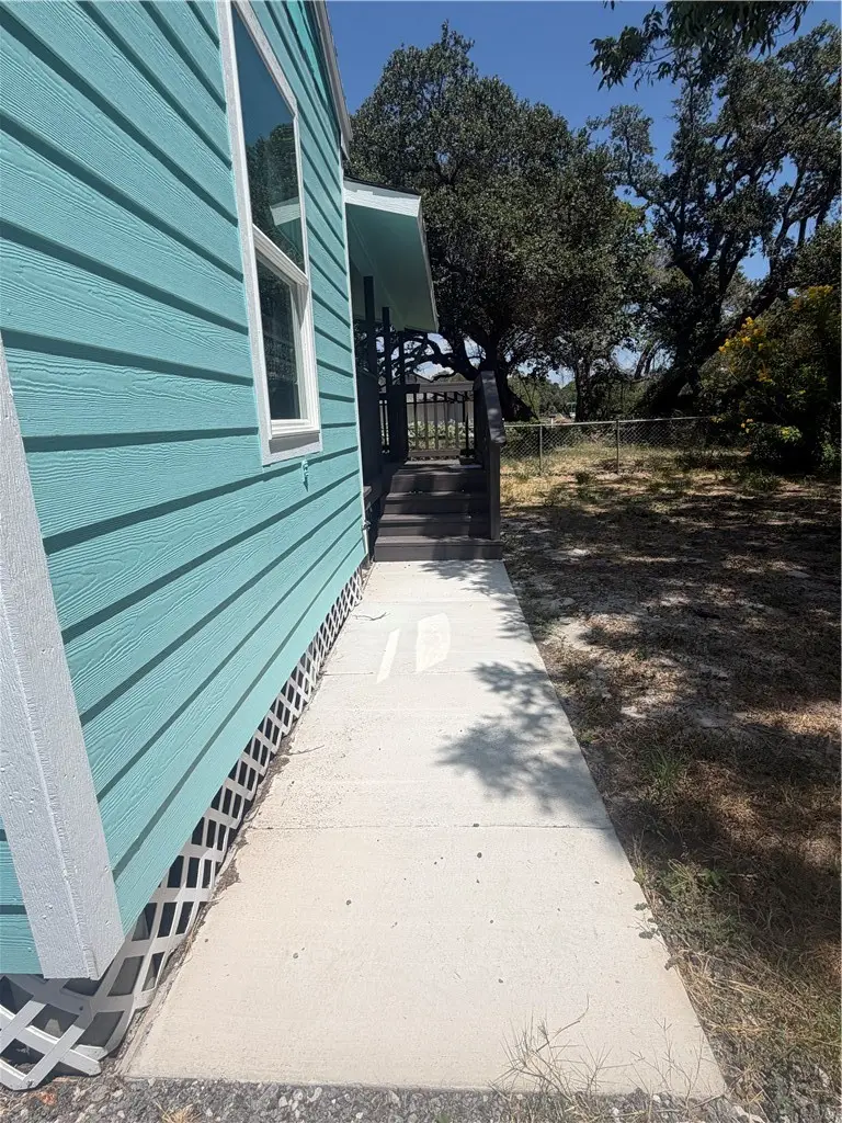 734 S Rife Street, Aransas Pass, TX 78336 - #3