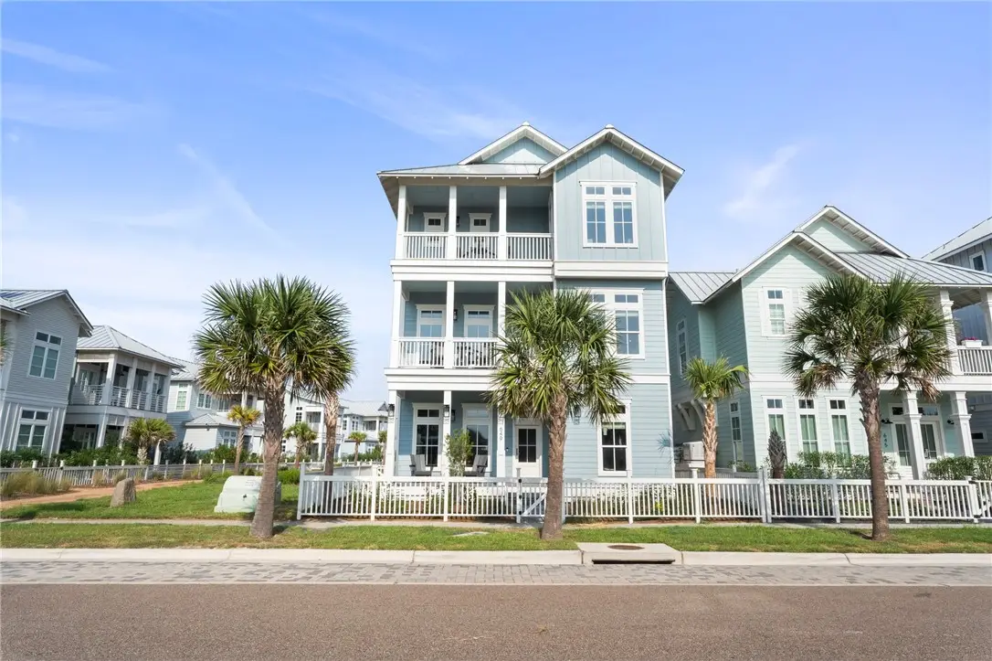 649 Sunset Avenue, Port Aransas, TX 78373 - #1