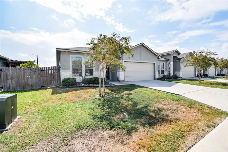 7433 Castille Court, Corpus Christi, TX 78414 - #2