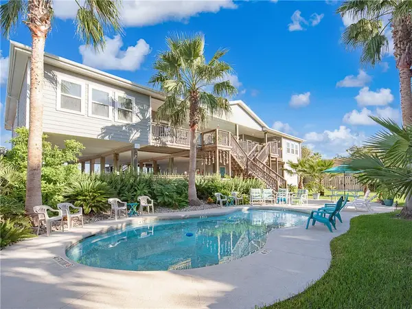 413 6th Street, Port Aransas, TX 78373