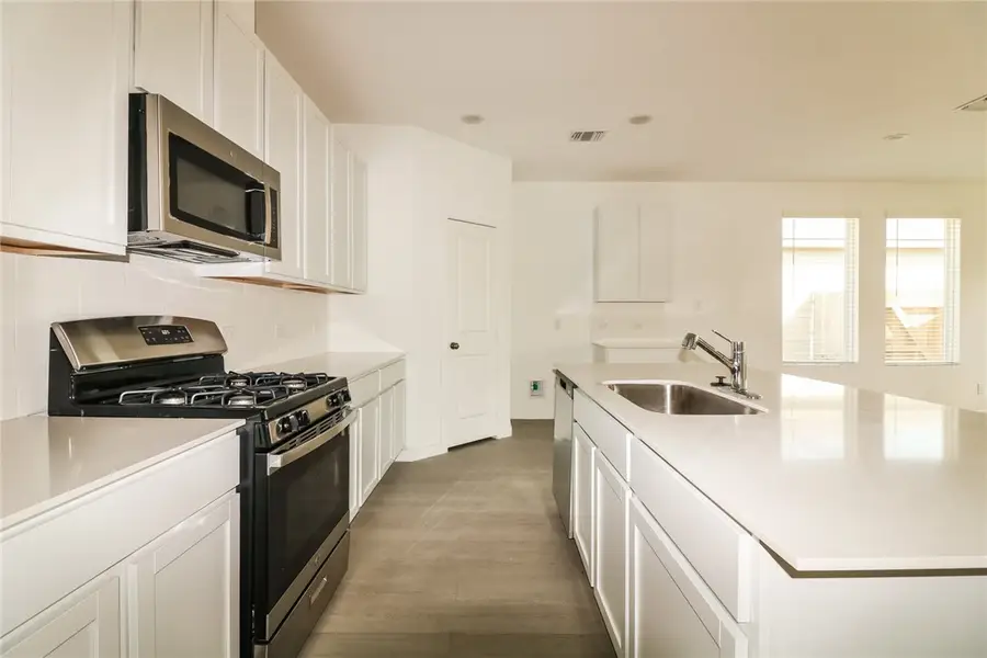 7829 Wonder Woman Drive, Corpus Christi, TX 78414 - #2