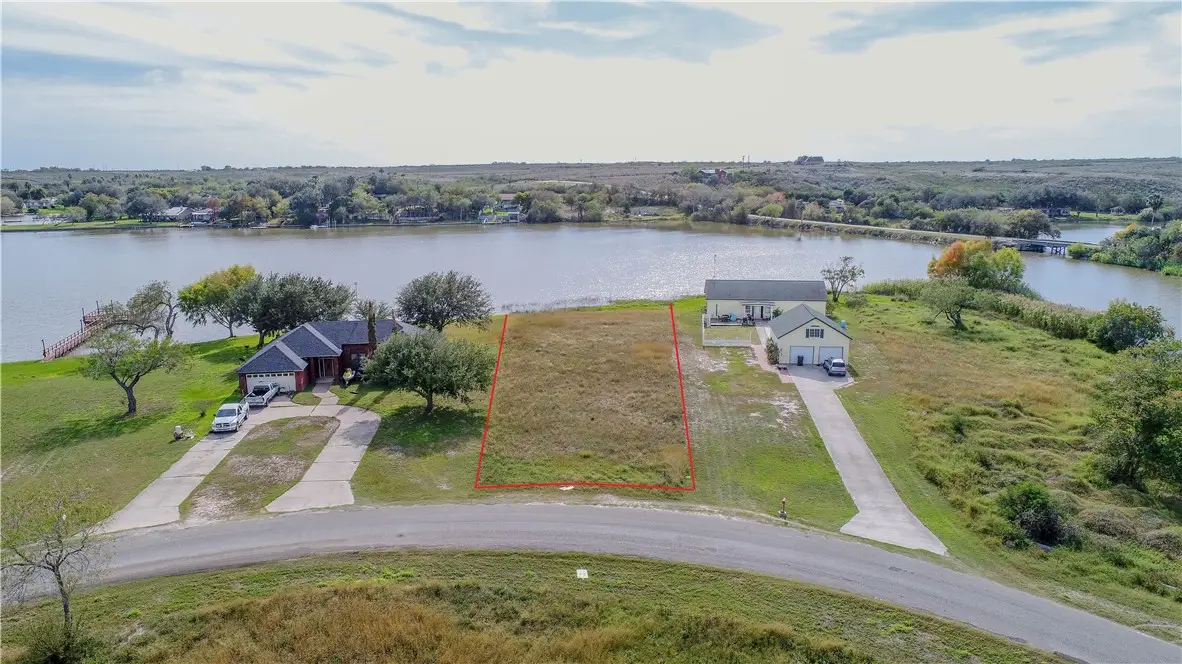 327 Lakeshore Drive, Sandia, TX 78383 - #1