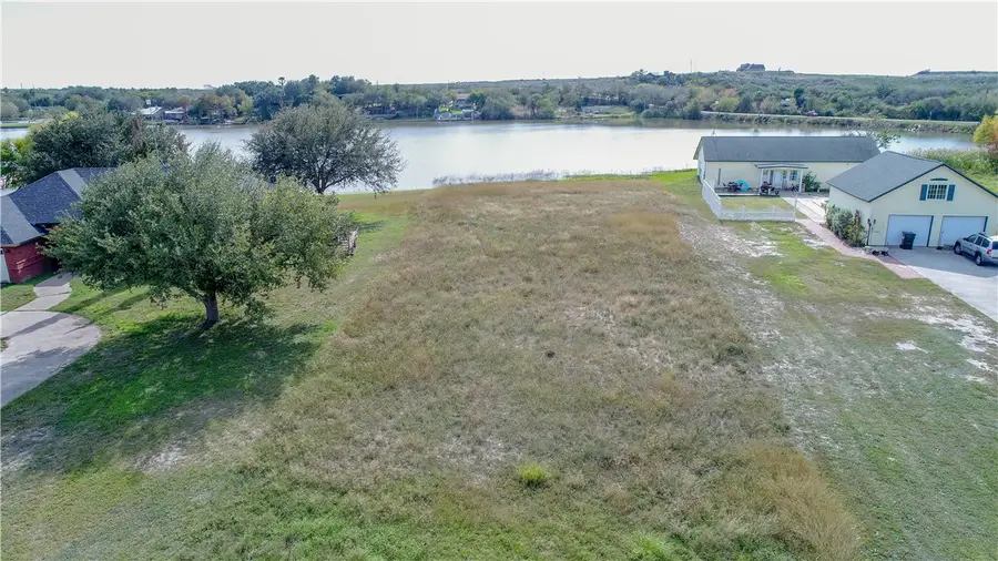 327 Lakeshore Drive, Sandia, TX 78383 - #2