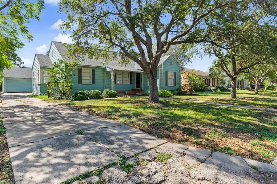 3253 Austin Street, Corpus Christi, TX 78404 - #2