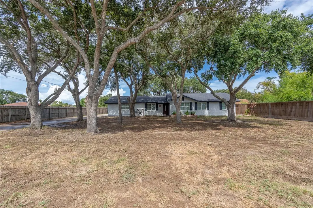 442 Oakdale Drive, Corpus Christi, TX 78418 - #1