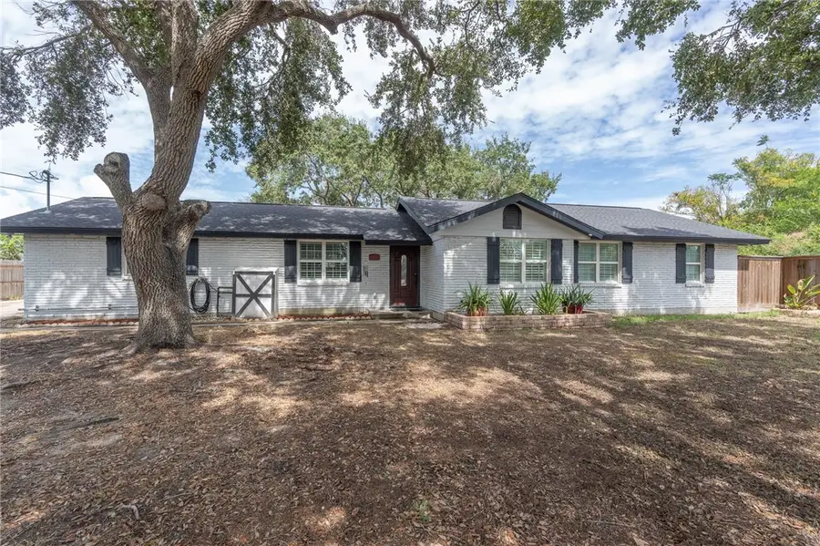 442 Oakdale Drive, Corpus Christi, TX 78418 - #2