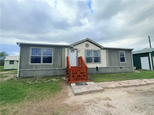 1312 Antonia Street, Sinton, TX 78387
