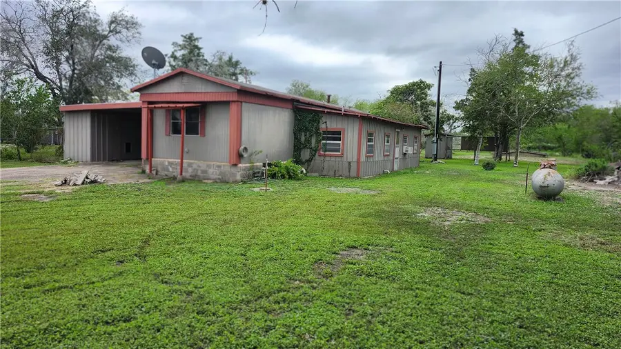 114 County Road 3034, Orange Grove, TX 78372 - #2