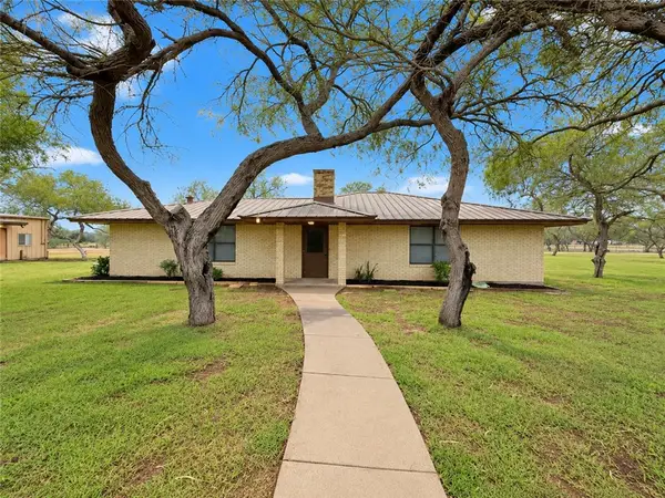 606 E Fm 628, Riviera, TX 78379