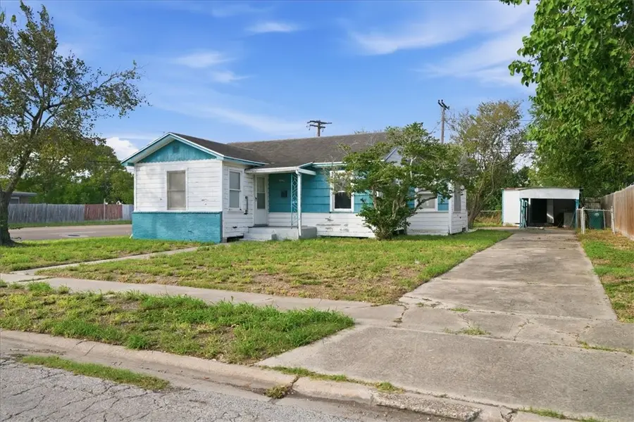 4002 Lamont Street, Corpus Christi, TX 78411 - #2
