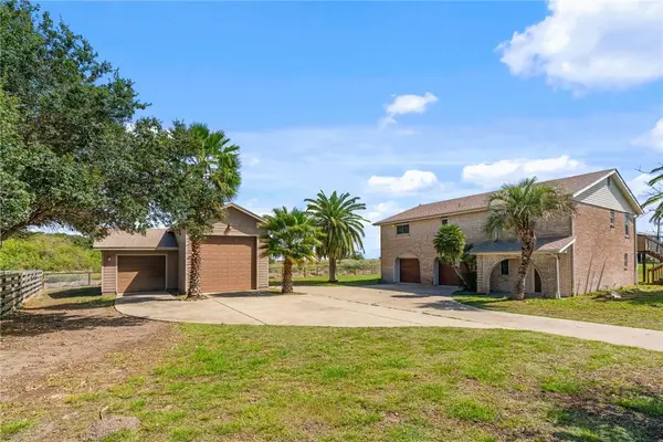 122 Riverdale Drive, Corpus Christi, TX 78418