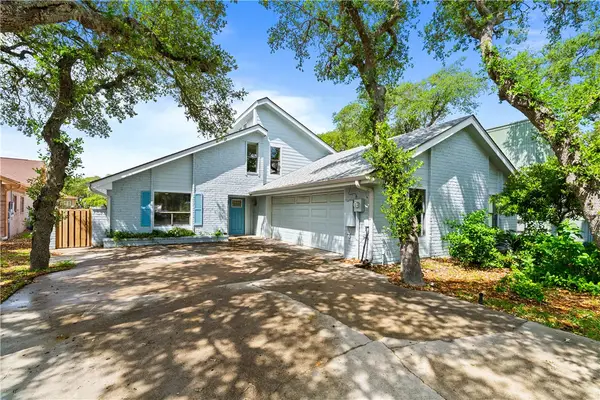2321 Harbor Drive, Rockport, TX 78382