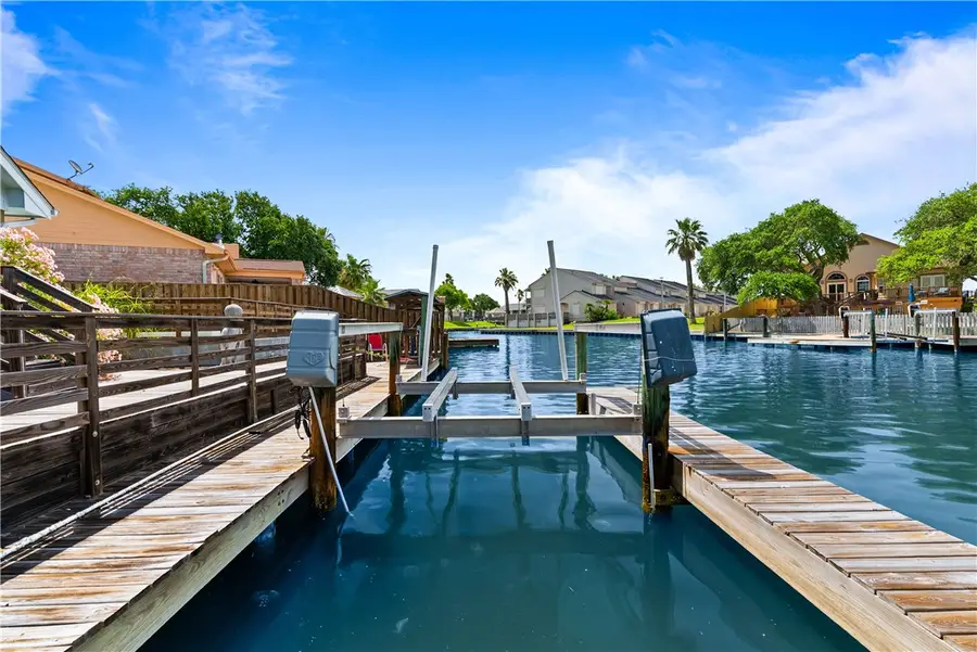 2321 Harbor Drive, Rockport, TX 78382 - #3