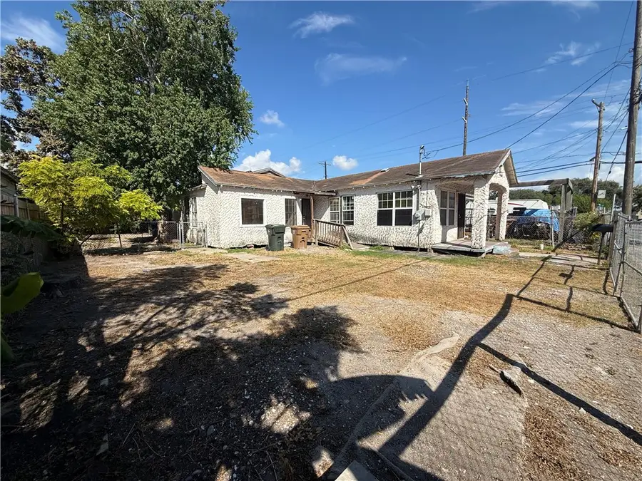 605 Duncan Street, Corpus Christi, TX 78405 - #2