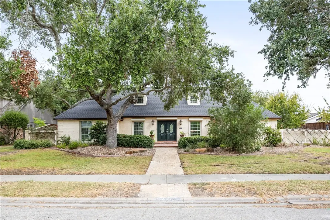 317 Cape Aron Drive, Corpus Christi, TX 78412 - #1