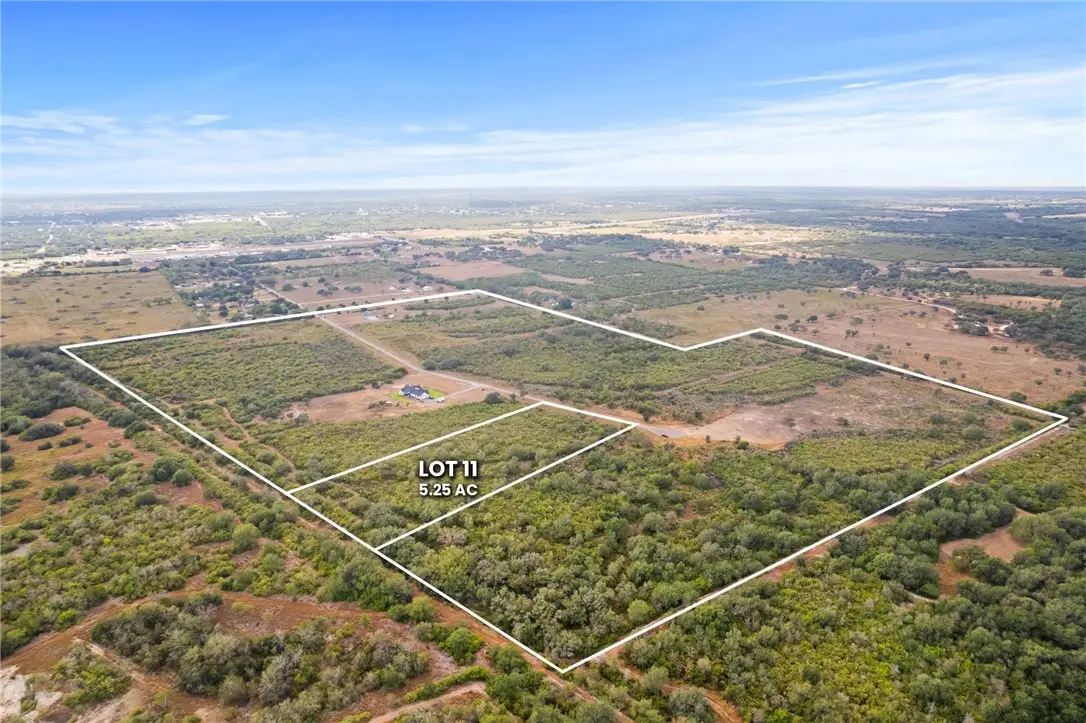 0 Paisano Trail, Beeville, TX 78102 - #1