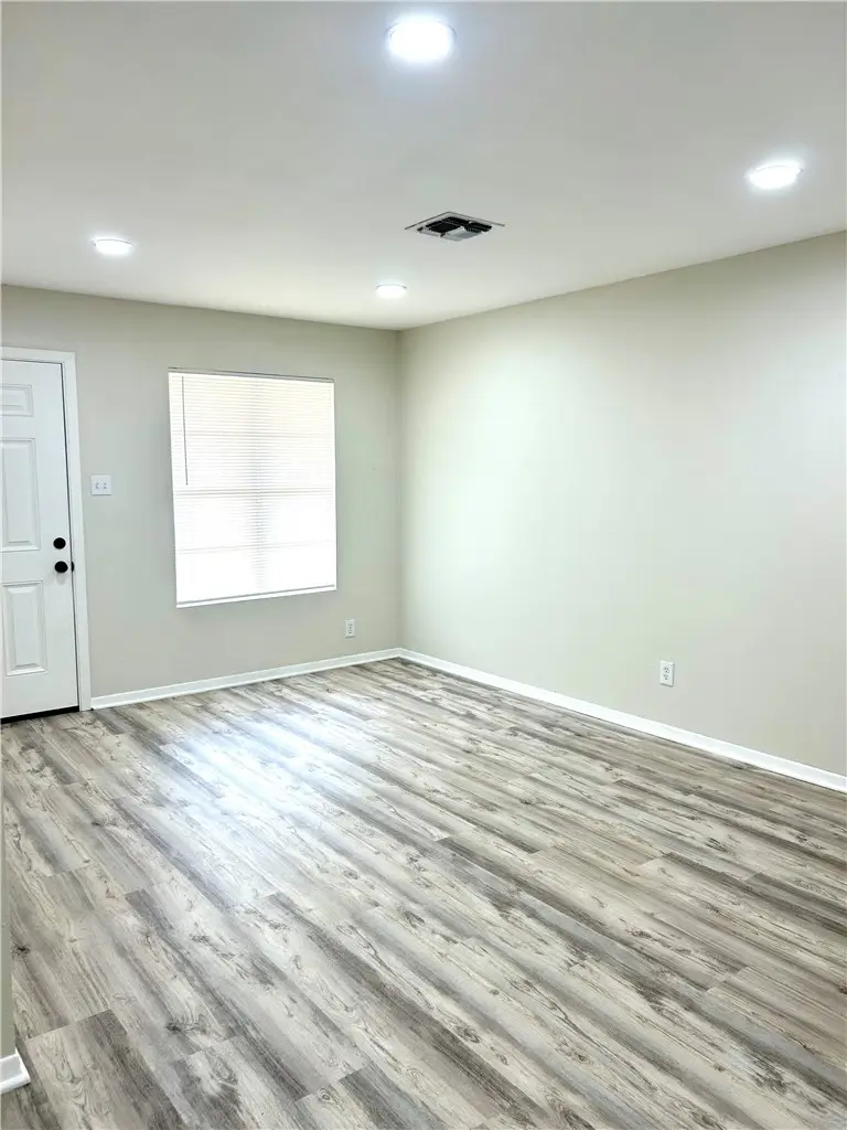 6406 Vincent Drive, Corpus Christi, TX 78412 - #2