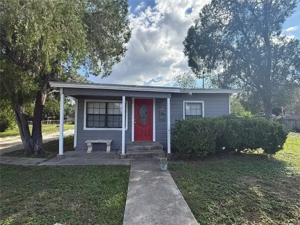111 Palo Blanco Street, Alice, TX 78332