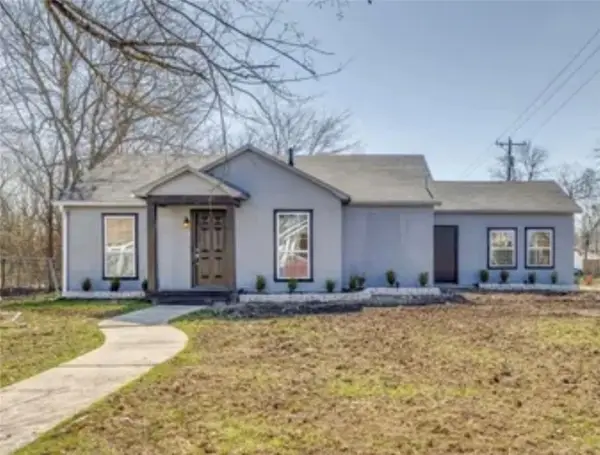 908 W Washington Street, Clarksville, TX 75426