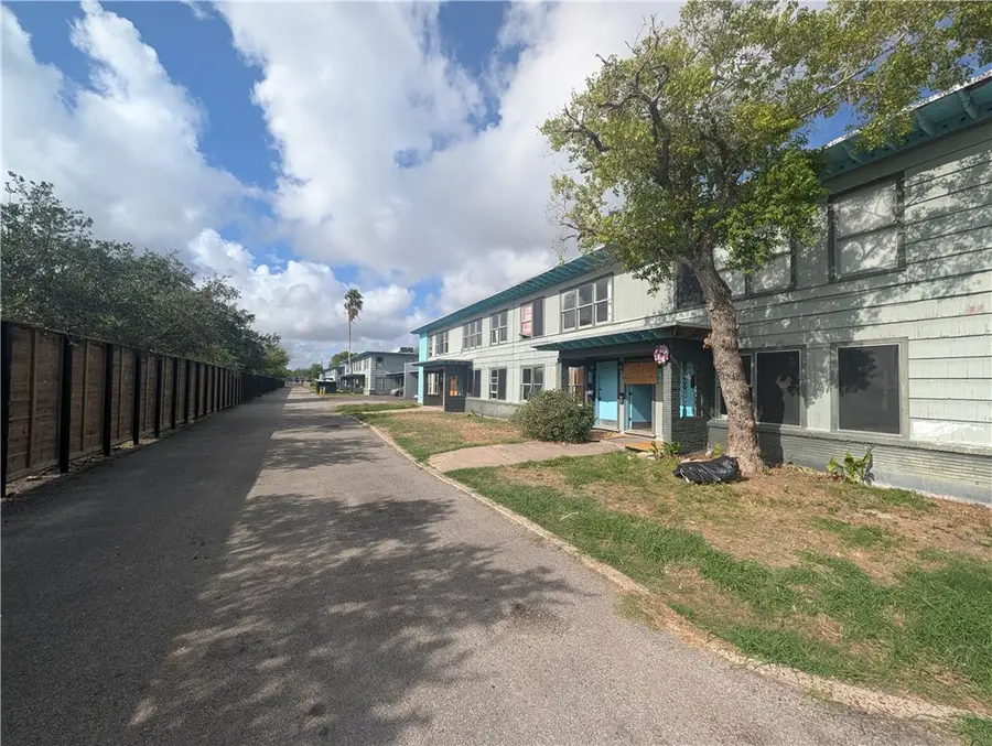3120 Santa Fe Street #20, Corpus Christi, TX 78404 - #2