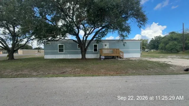 401 Kansas, Woodsboro, TX 78393 - #2