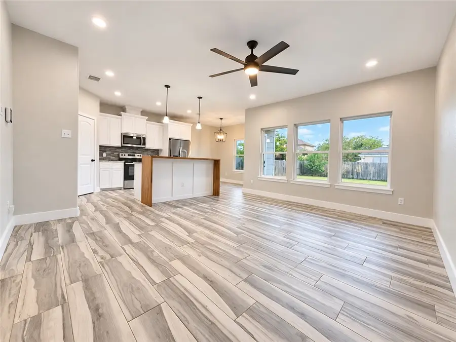 2717 Persimmon Street, Corpus Christi, TX 78415 - #3