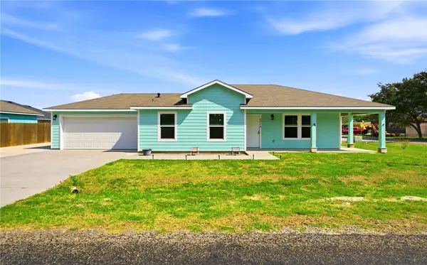 2076 S Saunders Street, Aransas Pass, TX 78336