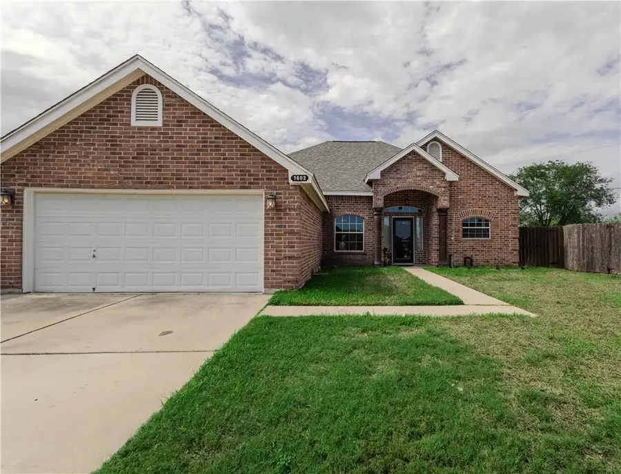 1602 Margaret, Kingsville, TX 78363 - #2