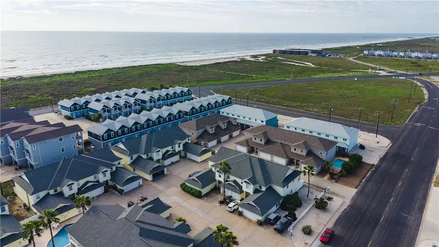 15110 Leeward Drive #304, Corpus Christi, TX 78418 - #2