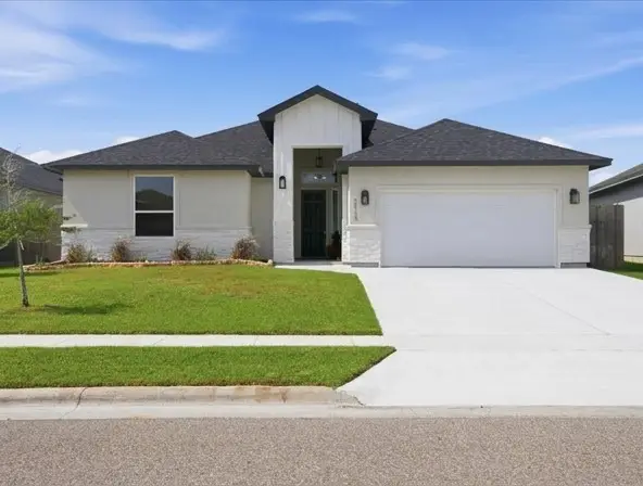 2113 Meandering Oaks Drive, Corpus Christi, TX 78418