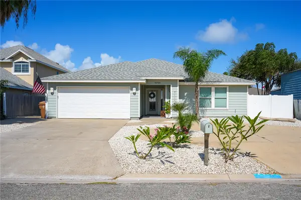 13730 Eaglesnest Bay Drive, Corpus Christi, TX 78418