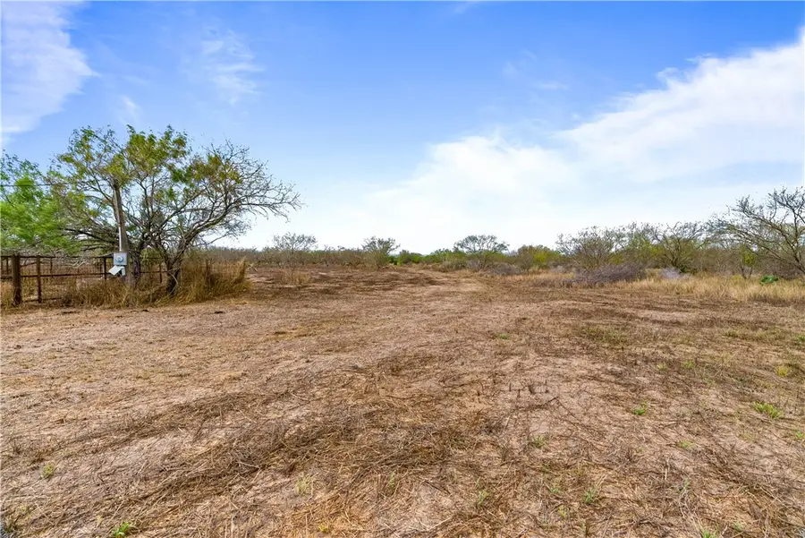 8820 Fm 1329, Rios, TX 78349 - #2