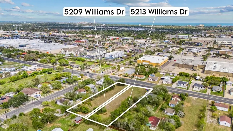 5213 Williams Drive, Corpus Christi, TX 78411 - #2