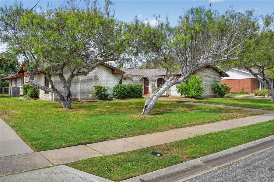 109 Granby Place, Portland, TX 78374 - #2