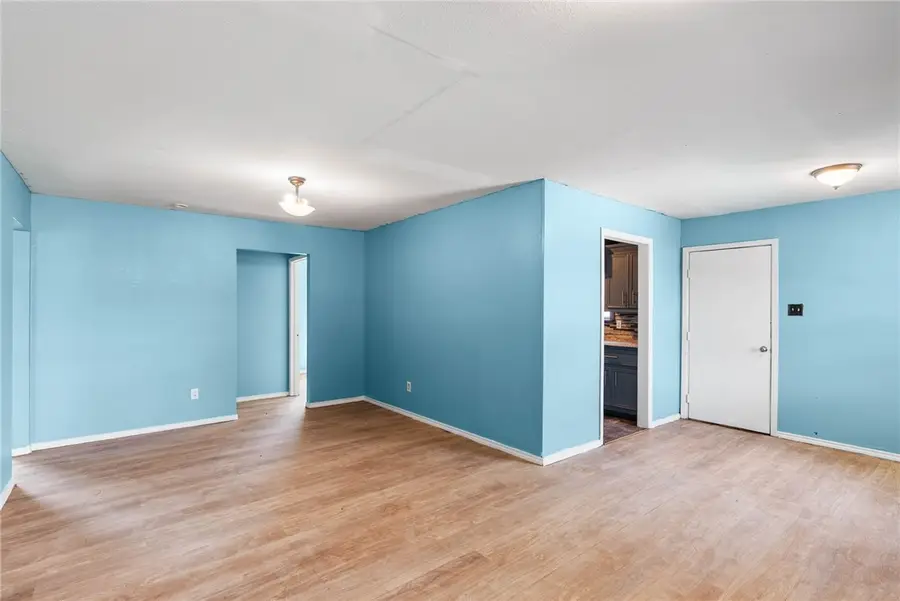 105 Escobar Street, Alice, TX 78332 - #3