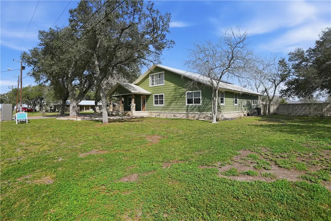 408 Grace, Orange Grove, TX 78372 - #1