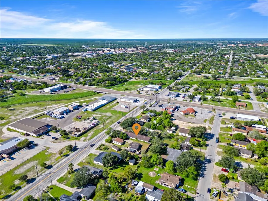 1114 E Santa Gertrudis Street, Kingsville, TX 78363 - #3