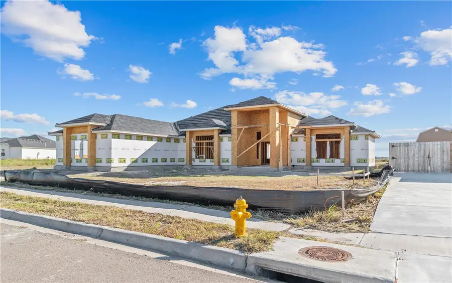 1842 Mama Fefi Drive, Corpus Christi, TX 78414 - #3