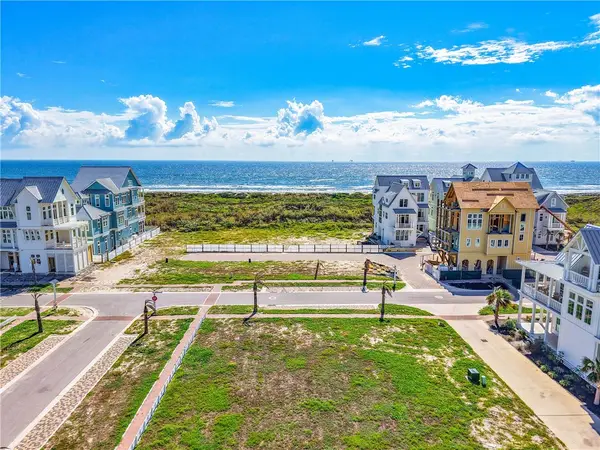 416 Sea Scamper Boulevard, Port Aransas, TX 78373