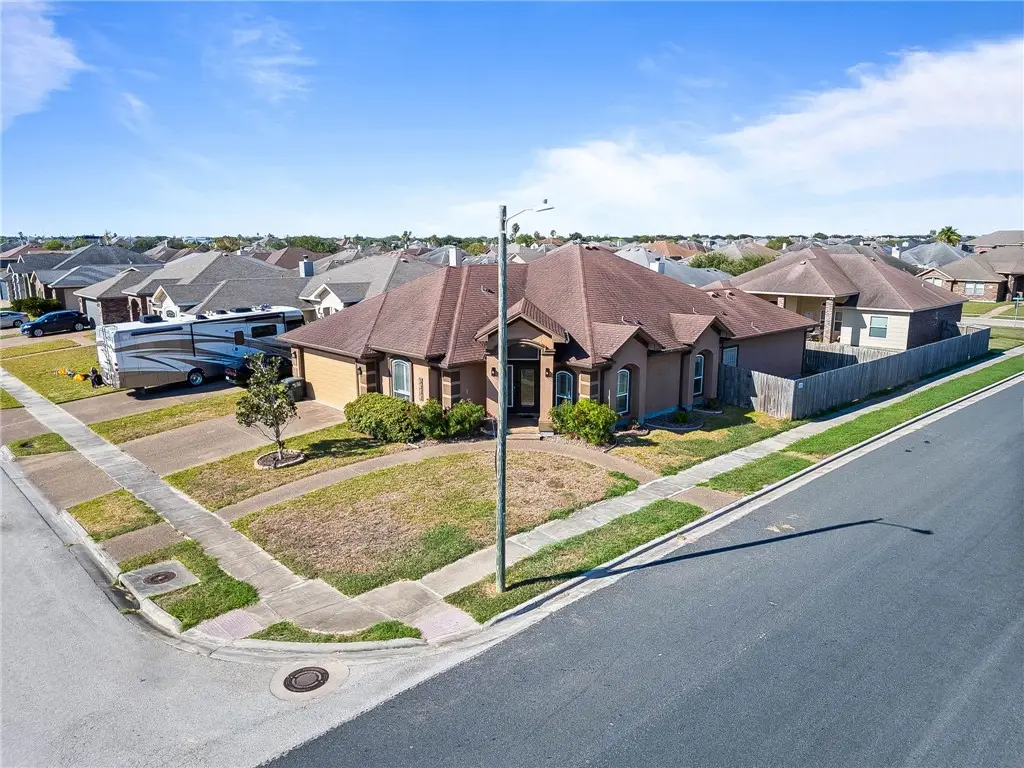6858 Sir Moses, Corpus Christi, TX 78414 - #1
