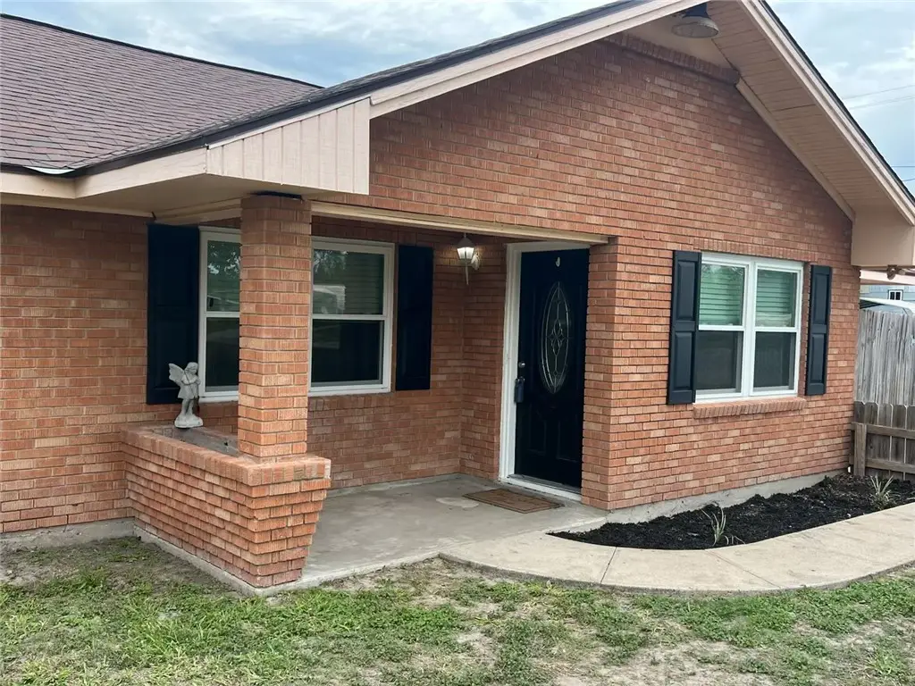 1110 S Johnson Street, Alice, TX 78332 - #1
