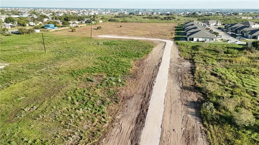 372 Rattlesnake Point, Rockport, TX 78382 - #3