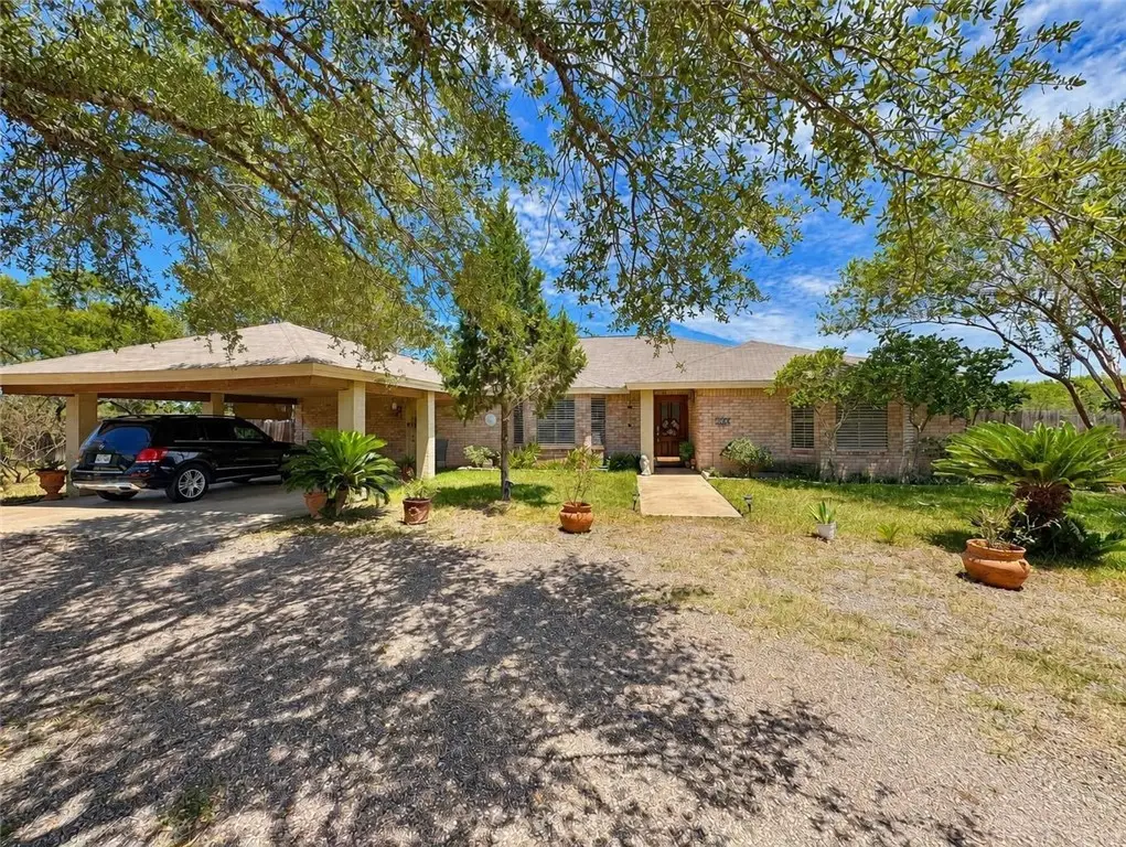 296 County Road 1601, Alice, TX 78332 - #1