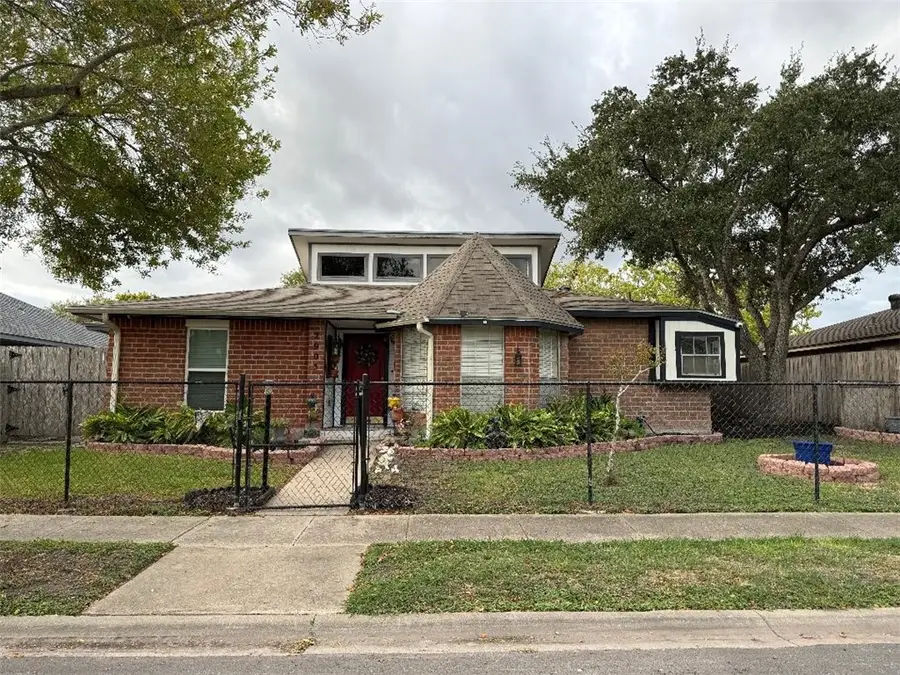 2905 River Bend Court, Corpus Christi, TX 78415 - #2