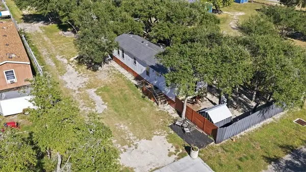 2130 Sawyer Lane, Aransas Pass, TX 78336