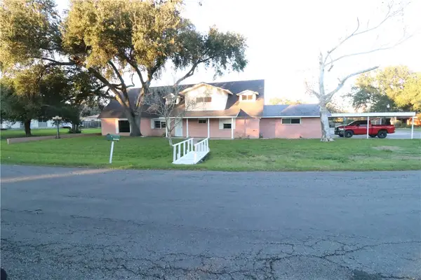 10902 Birdwood Lane, Corpus Christi, TX 78410